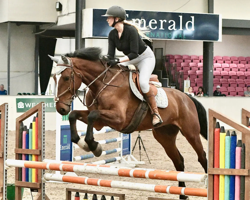 Sandstorm Equestrian - Velvet Ear Veil - Pearl Grey